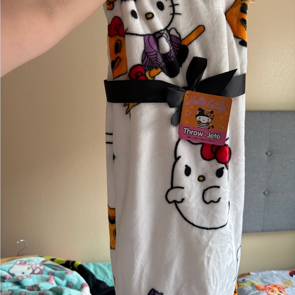 Hello Kitty Throw Blanket